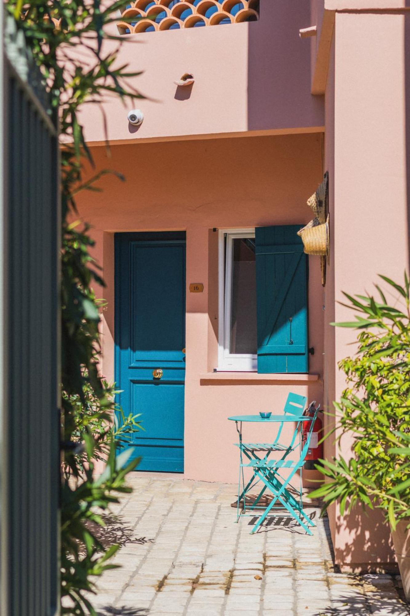 Hotel Les Lauriers Saint-Tropez Exterior foto
